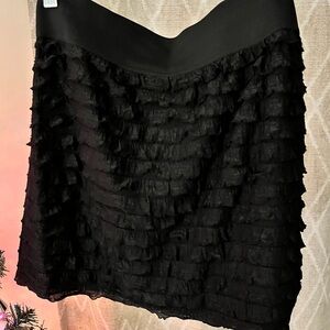 Express Tiered ruffles Mini Skirt - Medium, brand new